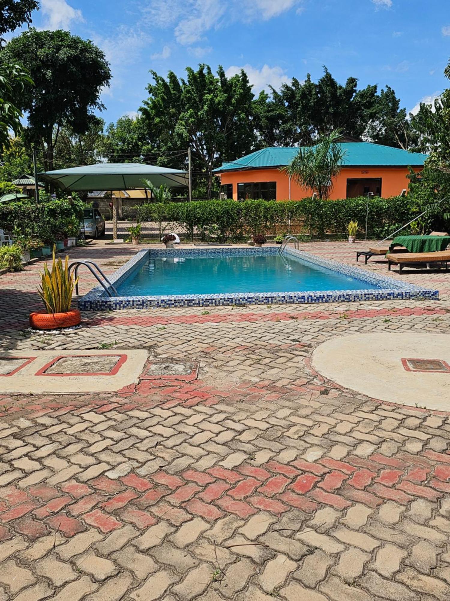 B-More Comfort Stay Boma la Ngombe Kültér fotó