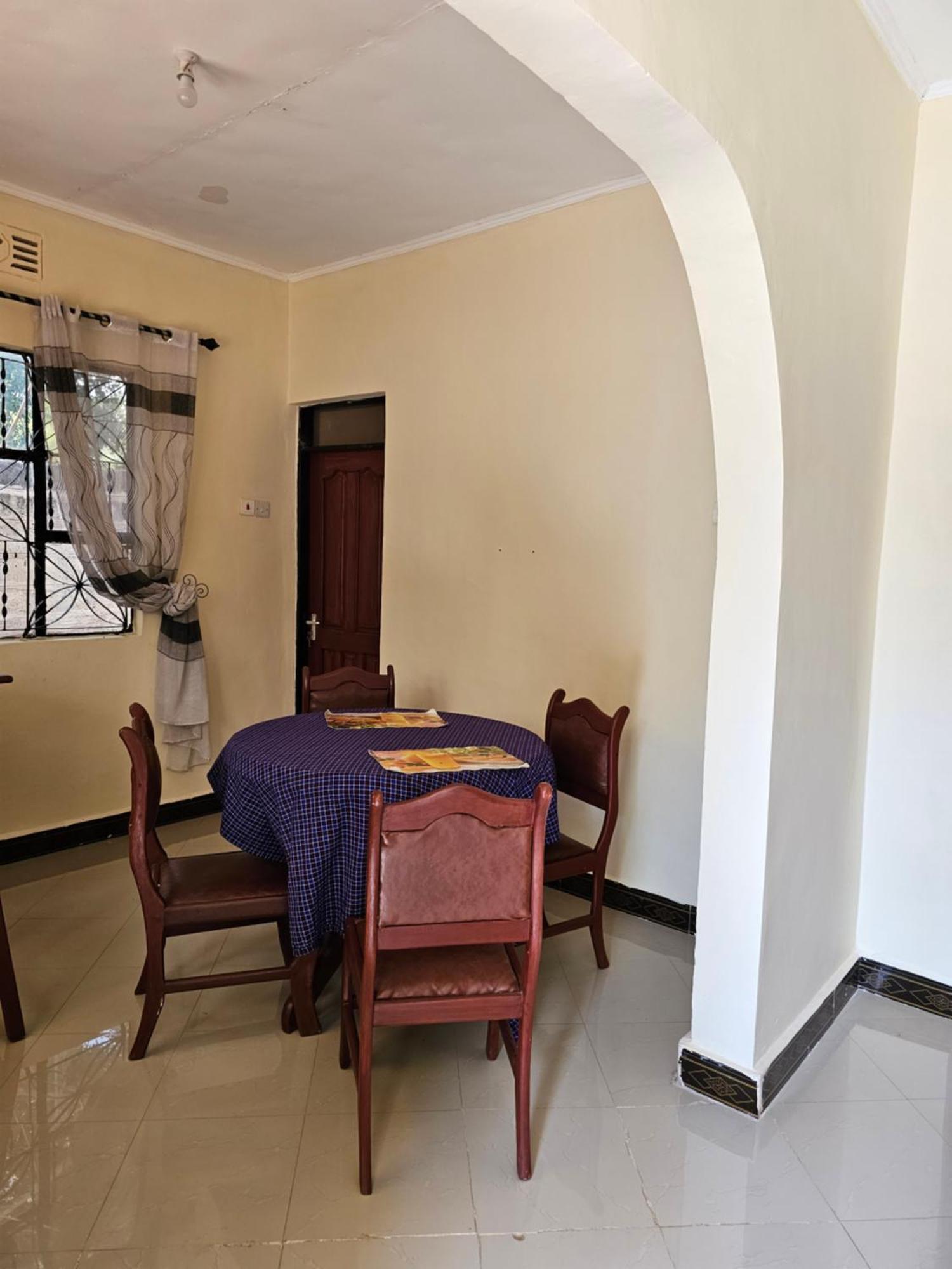 B-More Comfort Stay Boma la Ngombe Kültér fotó
