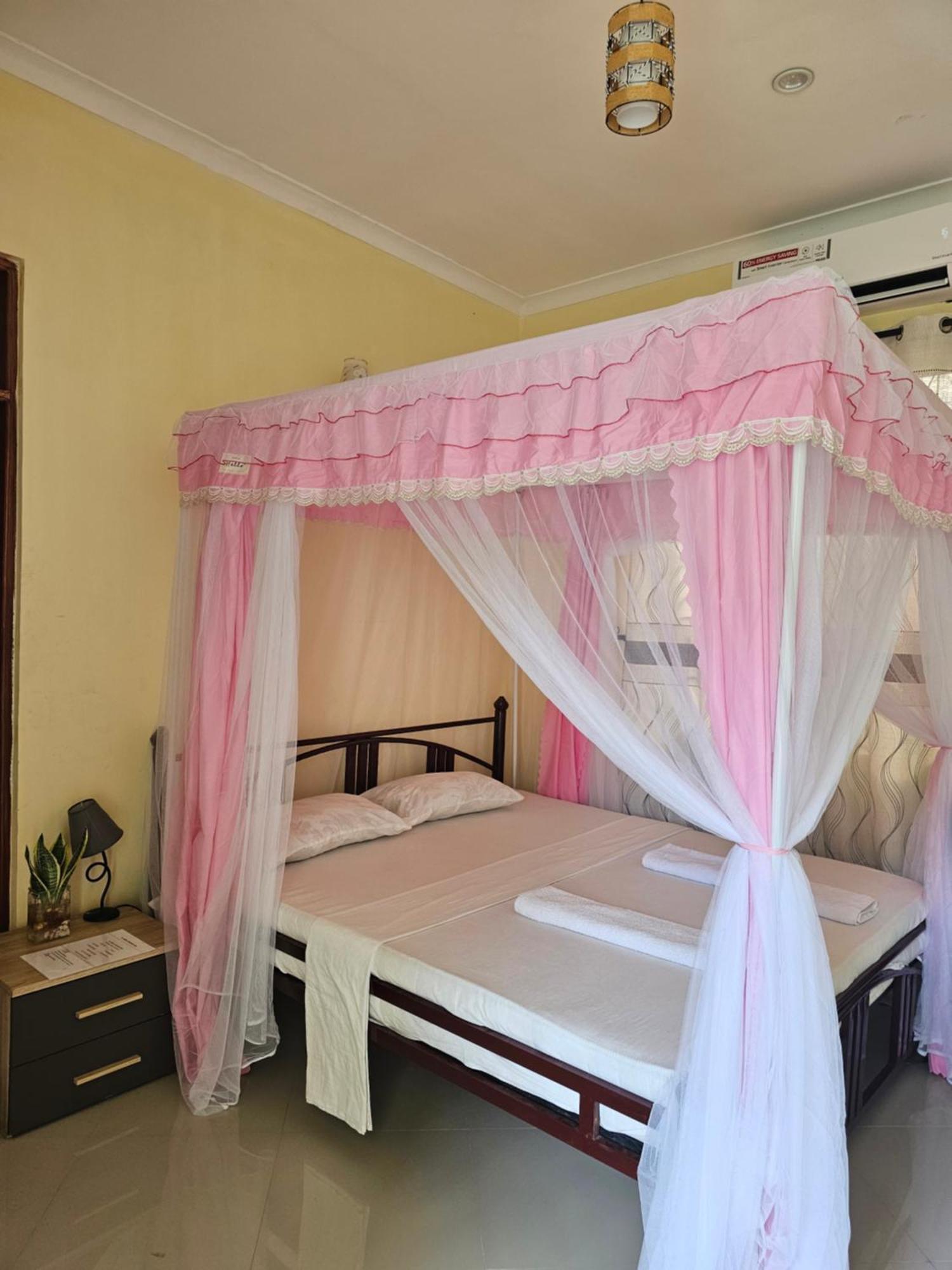 B-More Comfort Stay Boma la Ngombe Kültér fotó