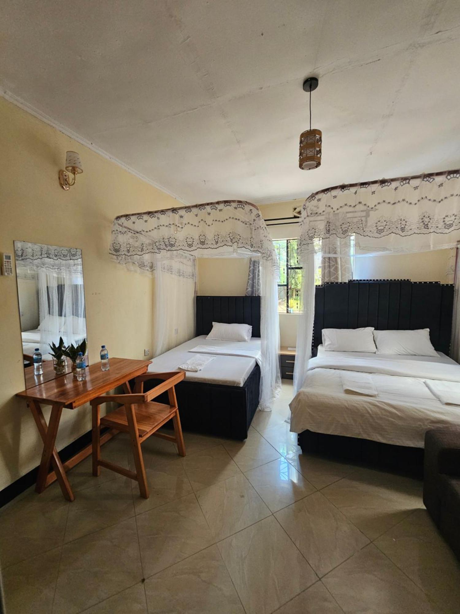 B-More Comfort Stay Boma la Ngombe Kültér fotó